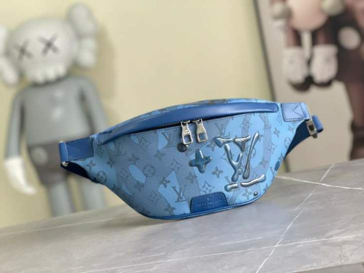 Picture of Louis Vuitton Mens Bags _SKUfw138090904fw